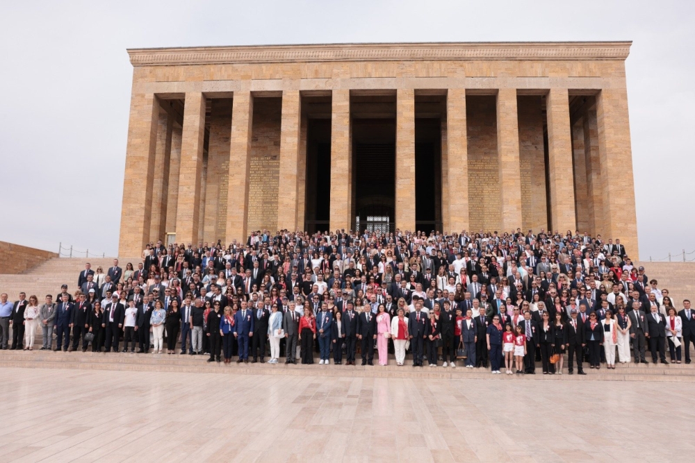 ANITKABİR ZİYARETİ